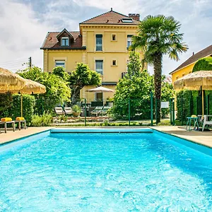 3* Hotel Des Dauphins