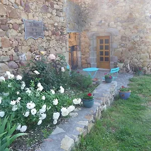  Bed & Breakfast Le Donjon De La Reine Margot