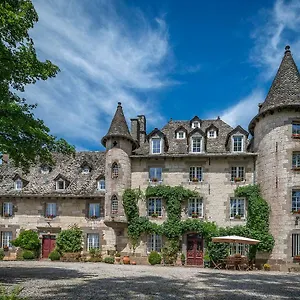  Bed & Breakfast Chateau De Courbelimagne,
